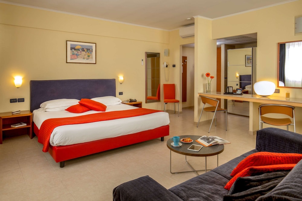 Best Western Blu Hotel Roma 11