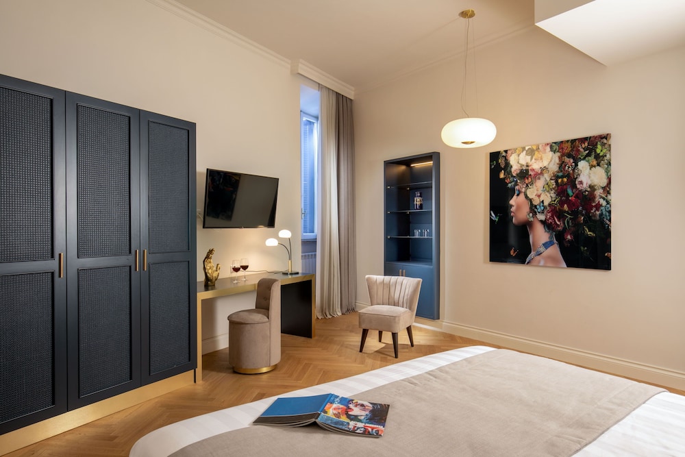 Hotel Condotti 14