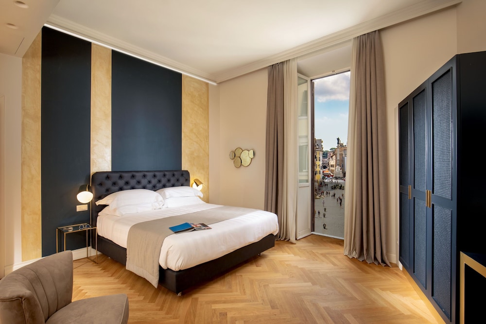 Hotel Condotti 15