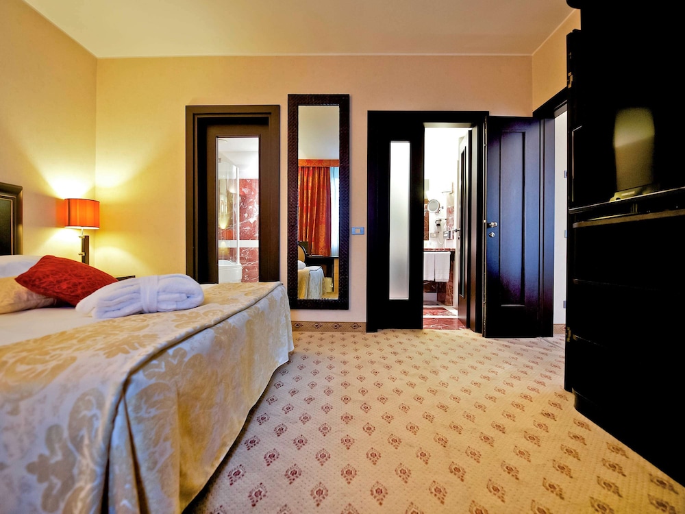 Mercure Roma West 7