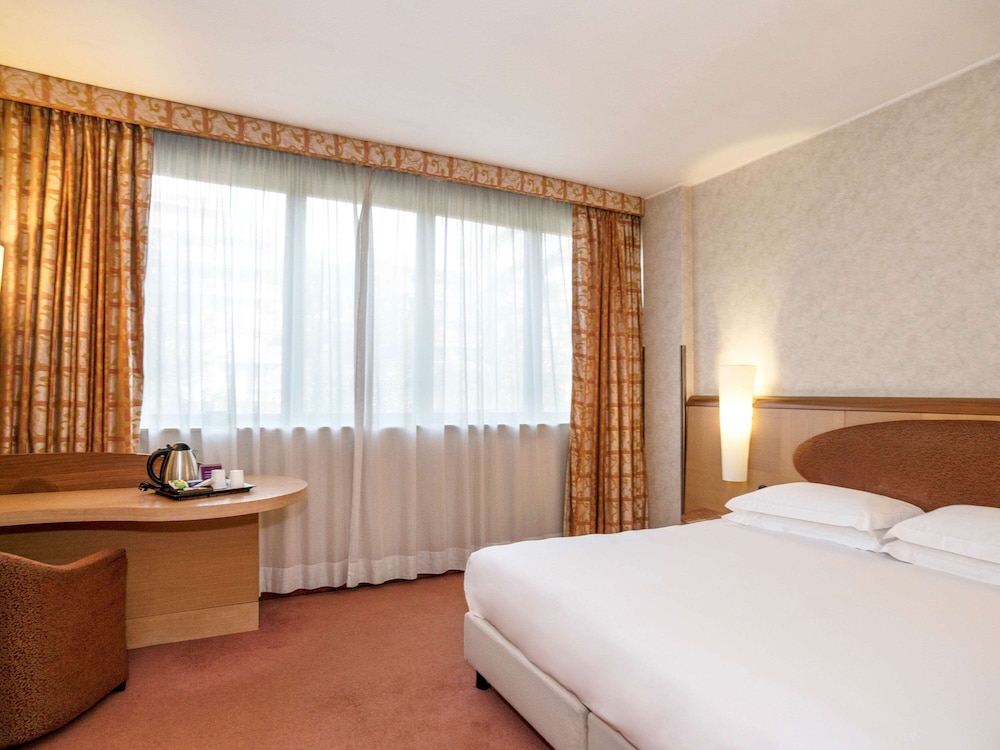 Mercure Roma West 14
