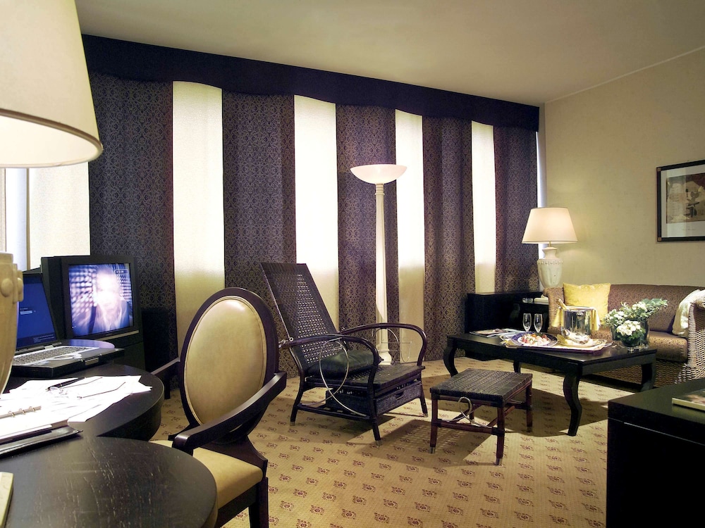 Mercure Roma West 9