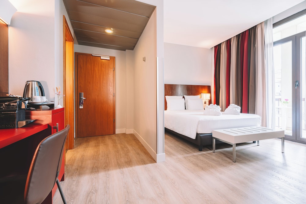 Mercure Roma Piazza Bologna 7