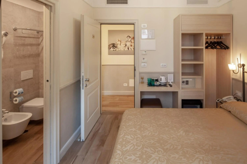 Hotel Flavia 24