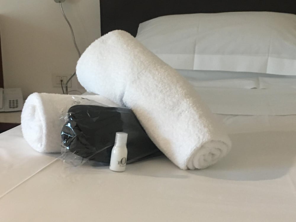 Black Hotel 13