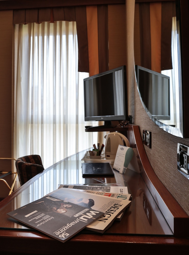 Best Western Hotel Madison 9
