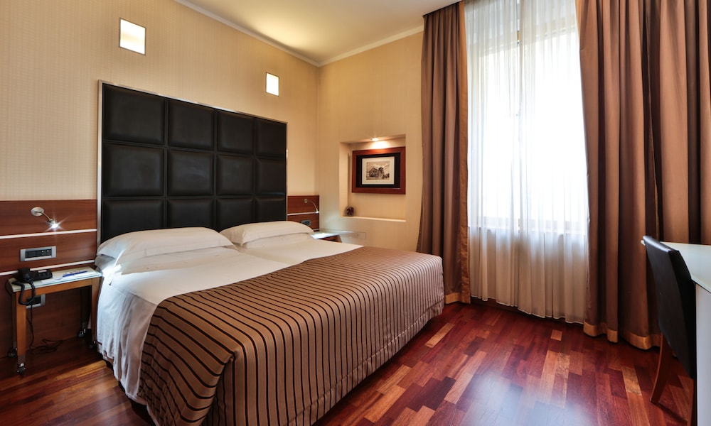 Best Western Hotel Madison 11