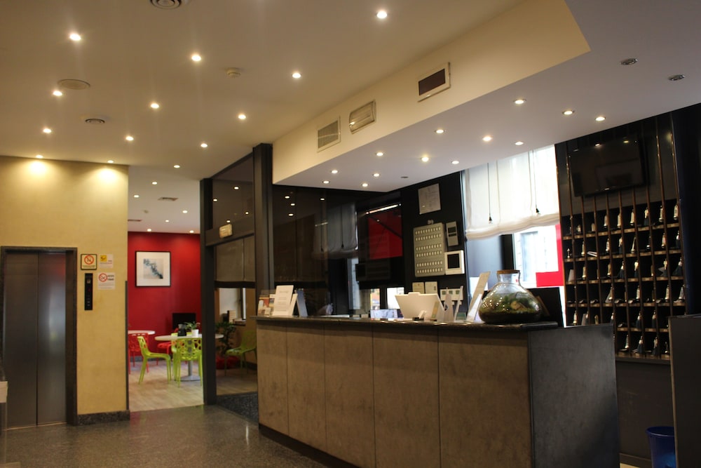 Club 2