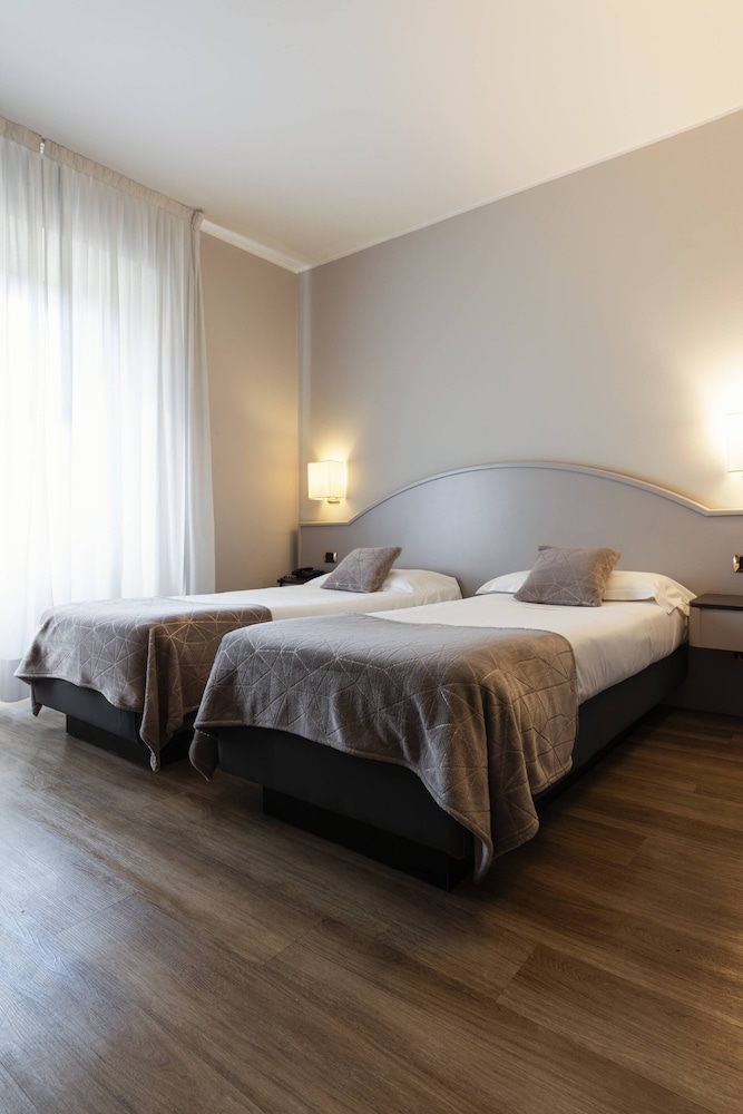 Hotel Baviera 9
