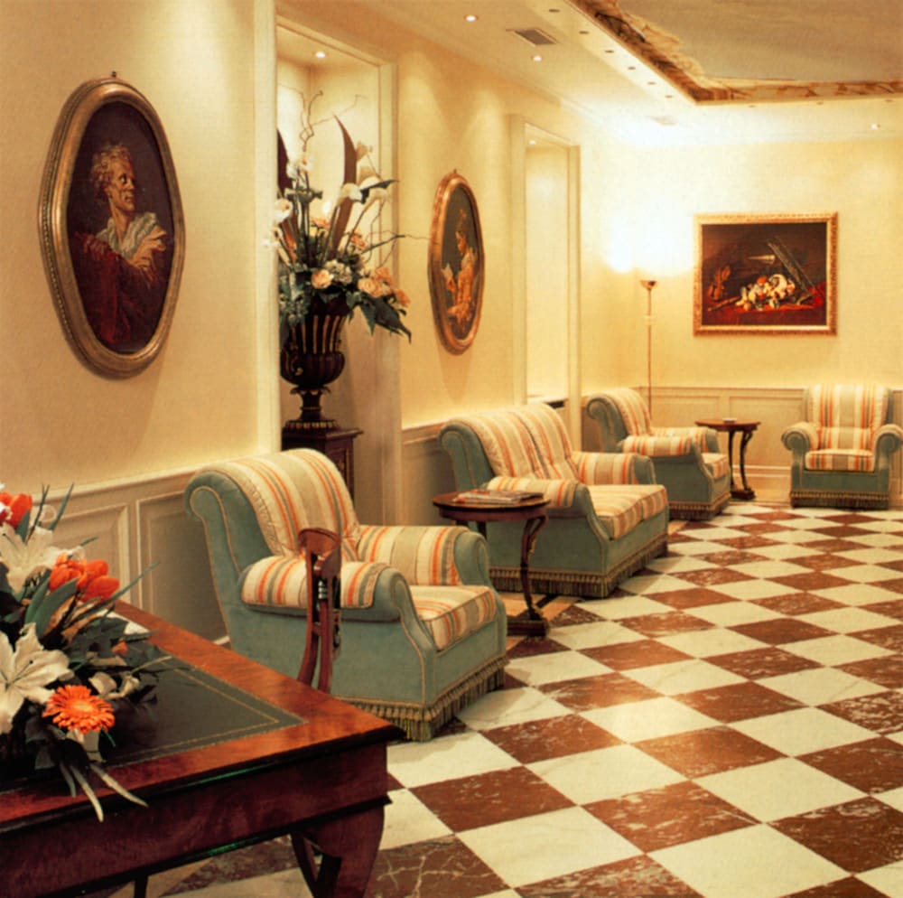 Andreola Central 4