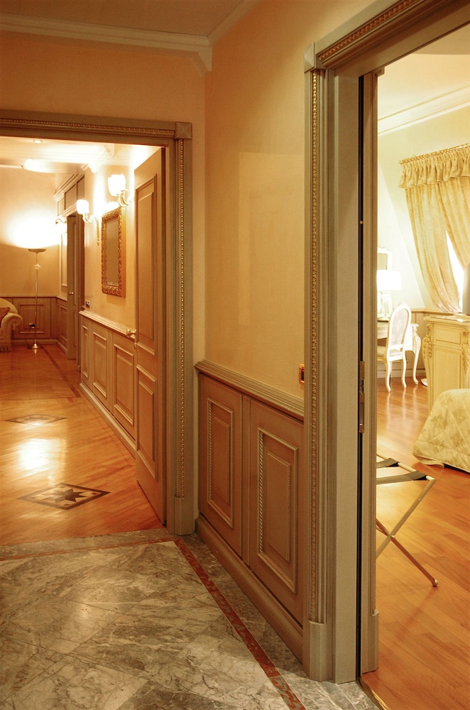 Andreola Central 9