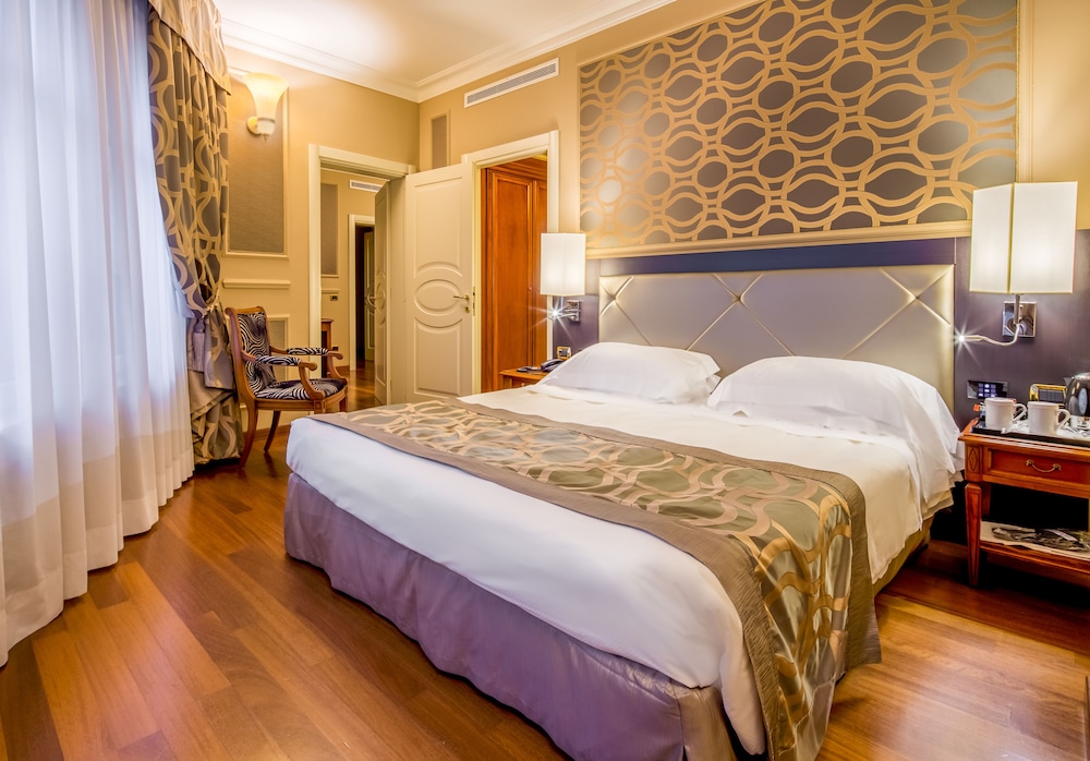 Grand Visconti Palace 19