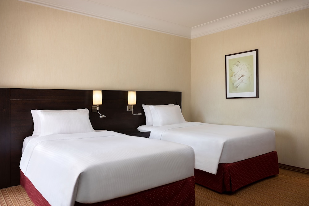 Courtyard by Marriott Rome Central Park Hotel 3