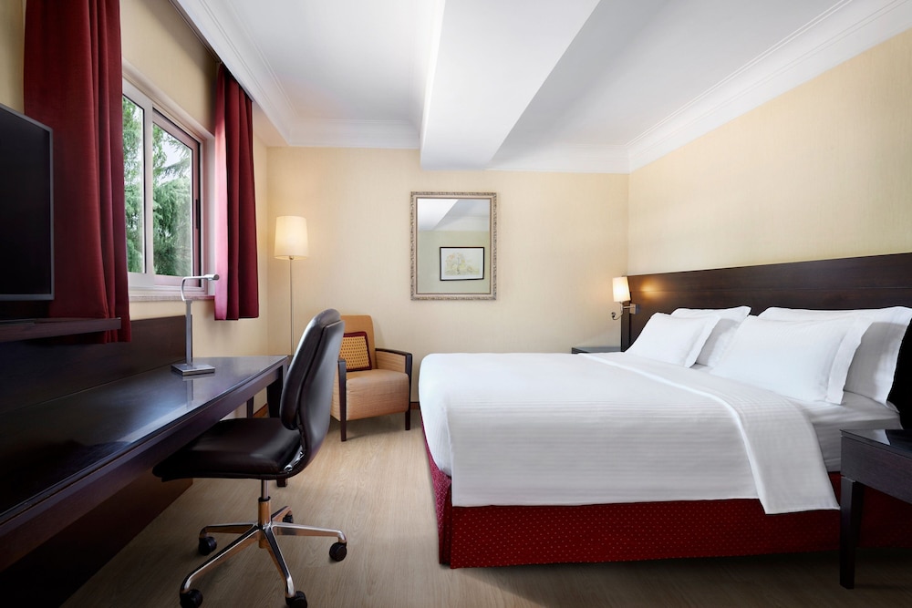 Courtyard by Marriott Rome Central Park Hotel 10