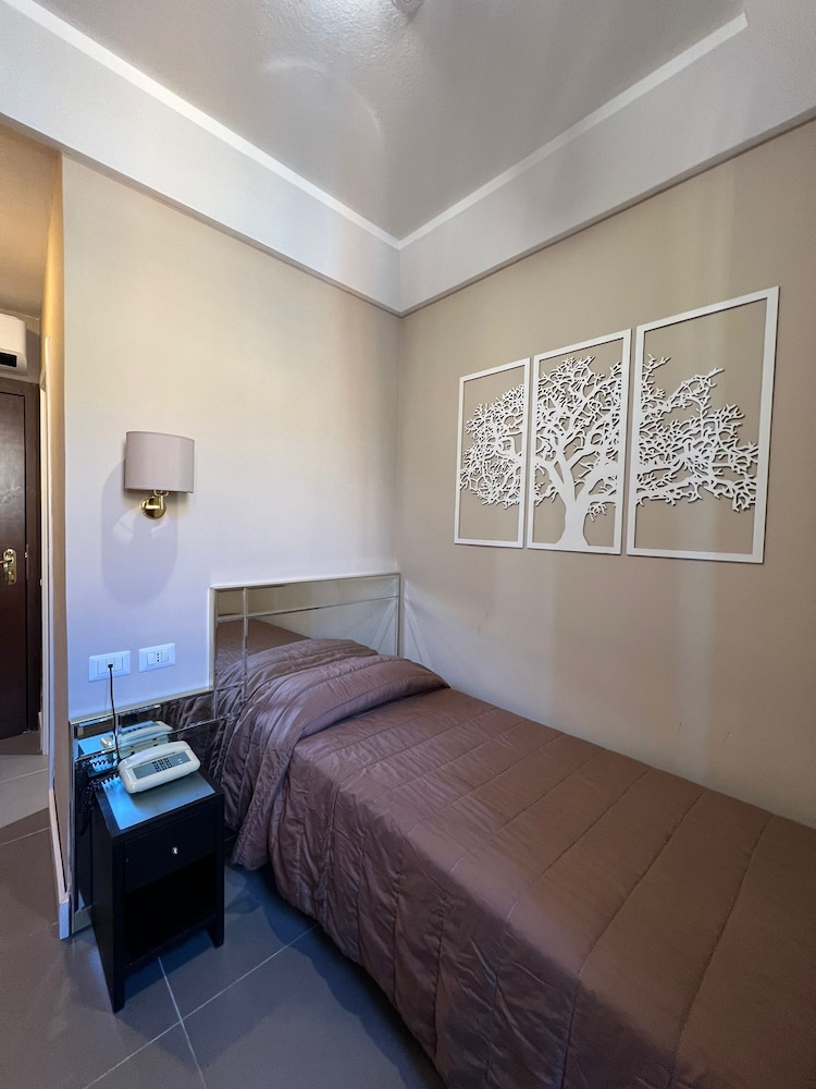 Hotel Garda Rome 4