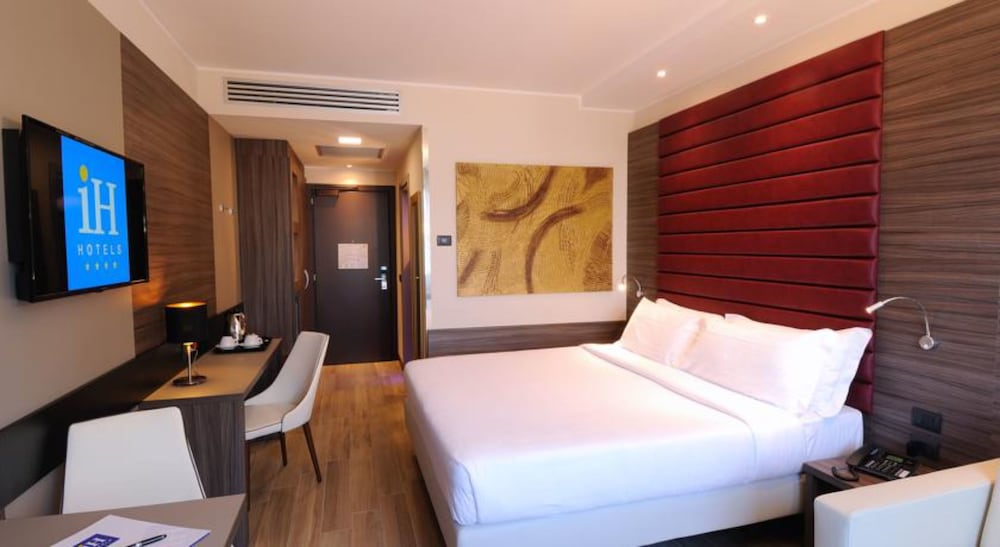 iH Hotels Milano Lorenteggio 11
