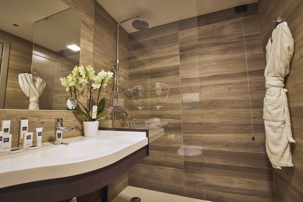 iH Hotels Milano Lorenteggio 24