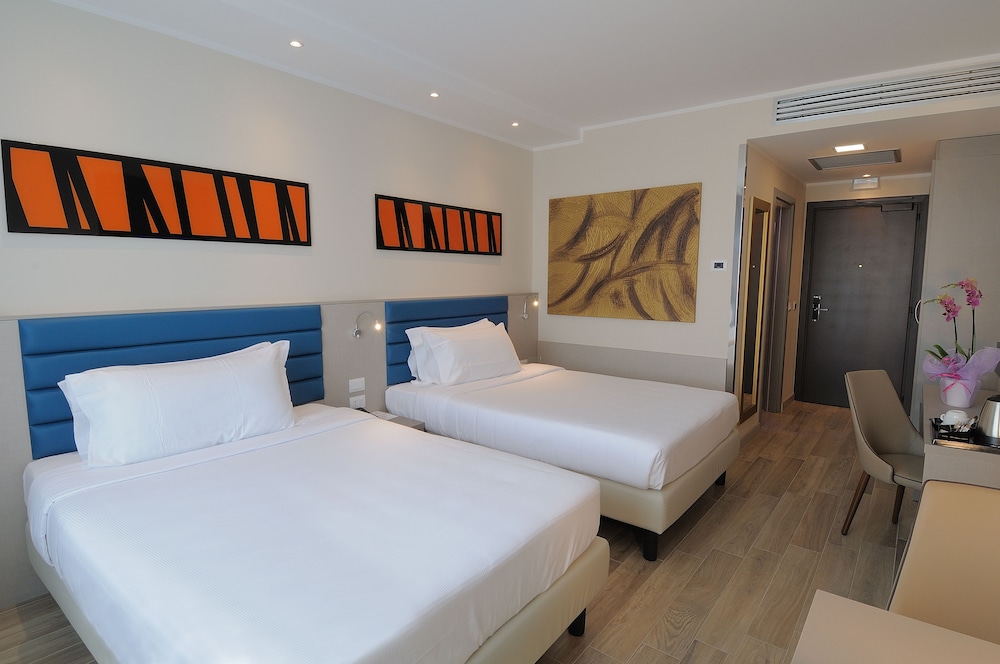 iH Hotels Milano Lorenteggio 6