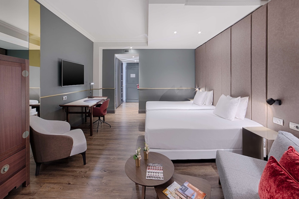Hotel NH Collection Milano Porta Nuova 9