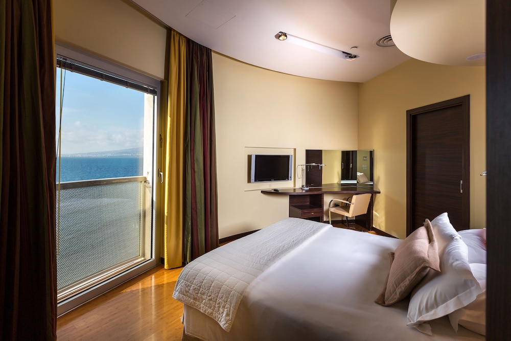 Towers Hotel Stabiae Sorrento Coast 9