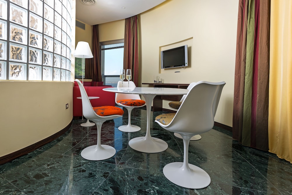 Towers Hotel Stabiae Sorrento Coast 22
