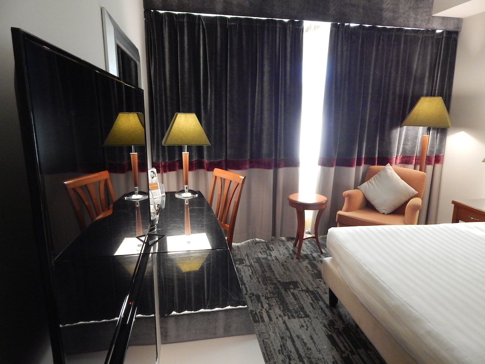 Mercure Rome Leonardo da Vinci Airport 9