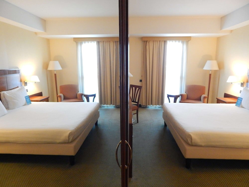 Mercure Rome Leonardo da Vinci Airport 18