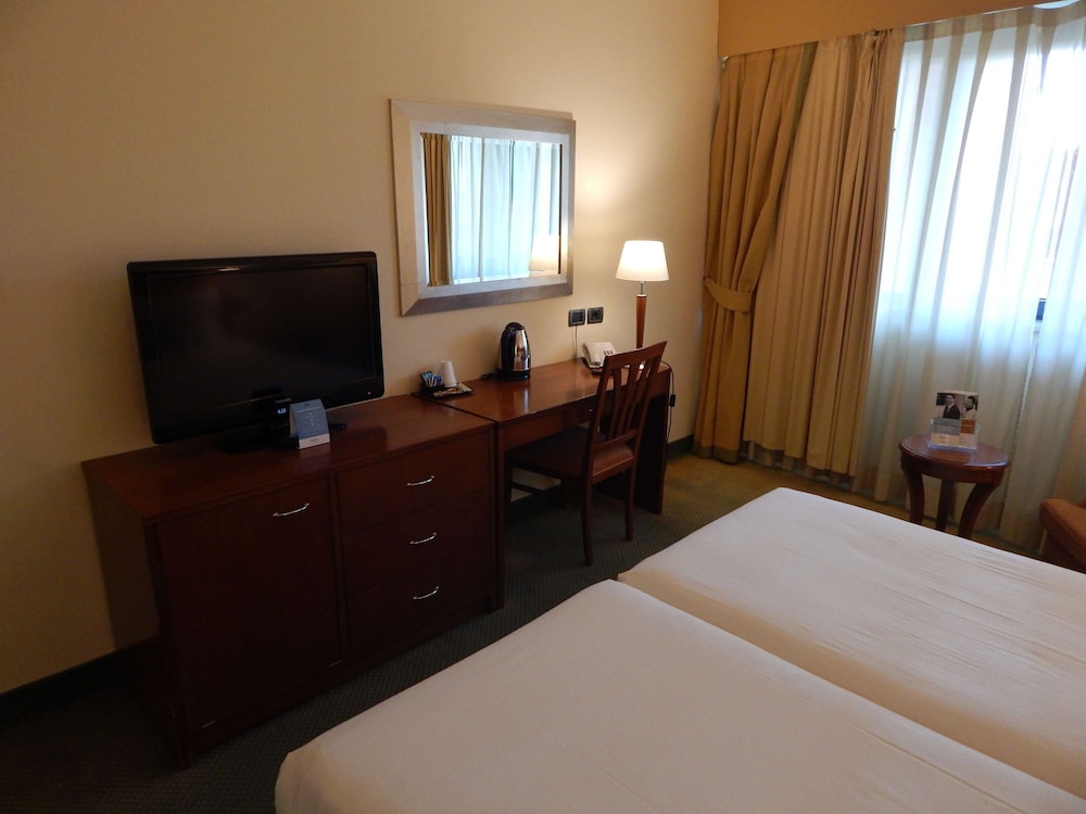 Mercure Rome Leonardo da Vinci Airport 14