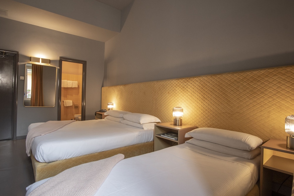 Hotel Milani Rome 17