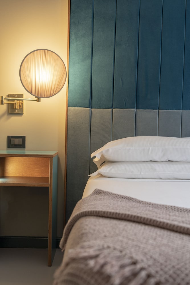 Hotel Milani Rome 10