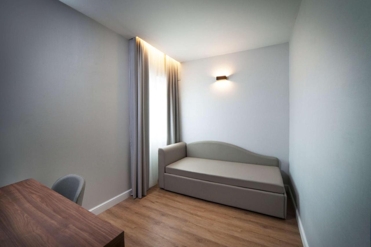 Radisson Blu GHR Hotel, Rome 14