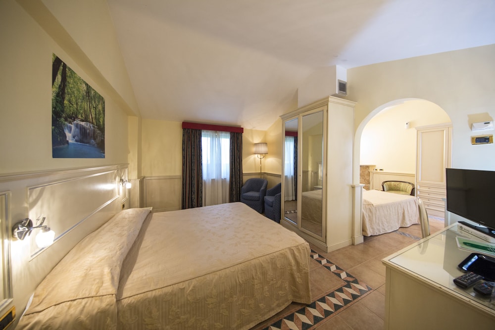 Mancini Park Hotel 12