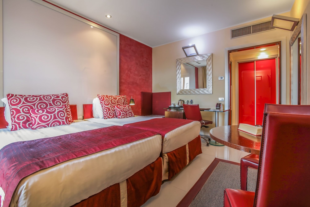 Hotel La Griffe Roma 7