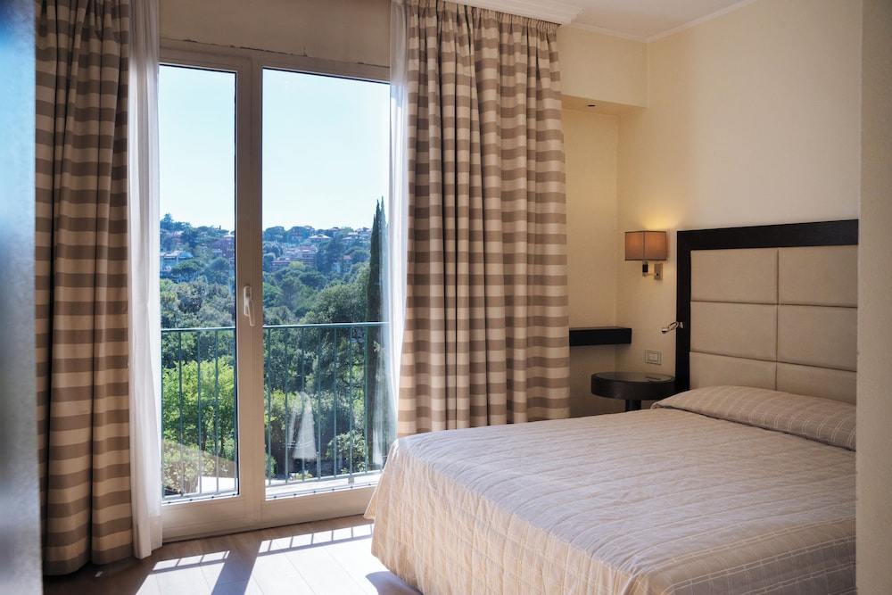 Hotel Villa Maria Regina 10