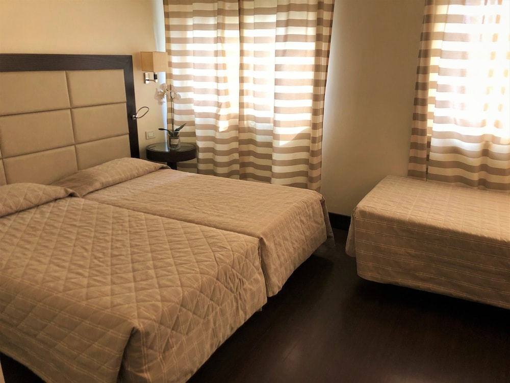 Hotel Villa Maria Regina 8