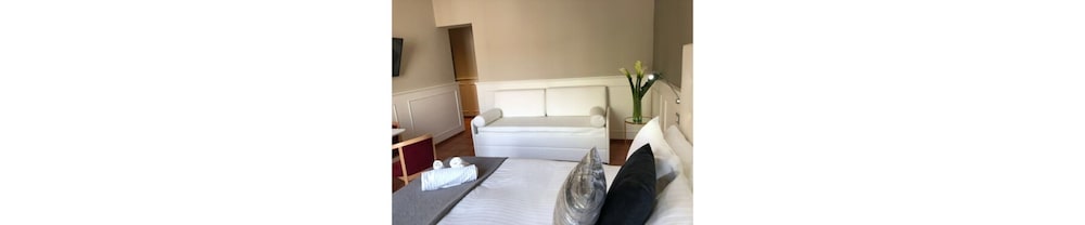 207 Inn 16
