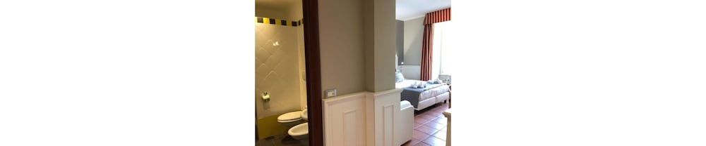 207 Inn 11