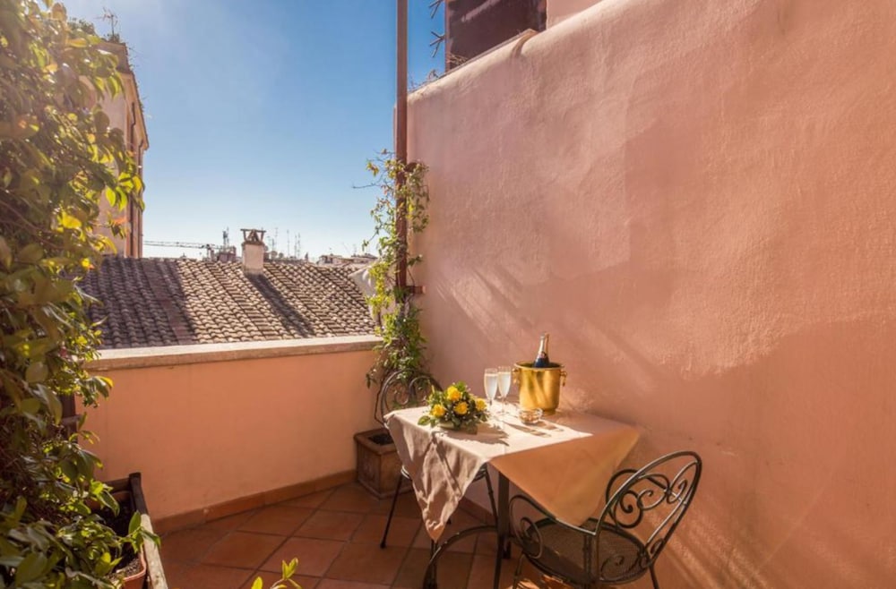 La Lumière di Piazza di Spagna 22