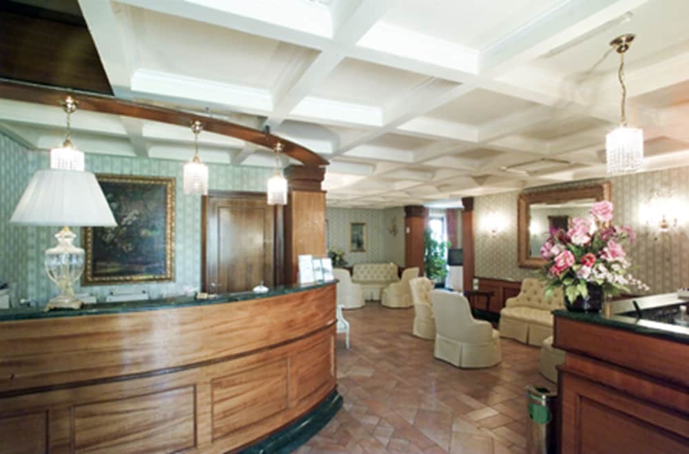 Hotel Quadrifoglio 5