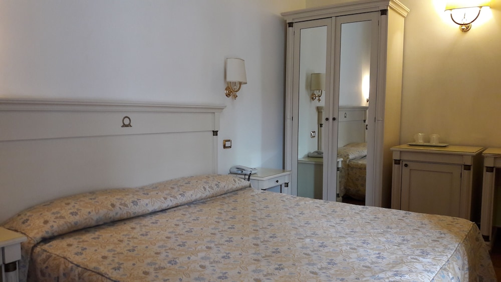 Hotel Quadrifoglio 14