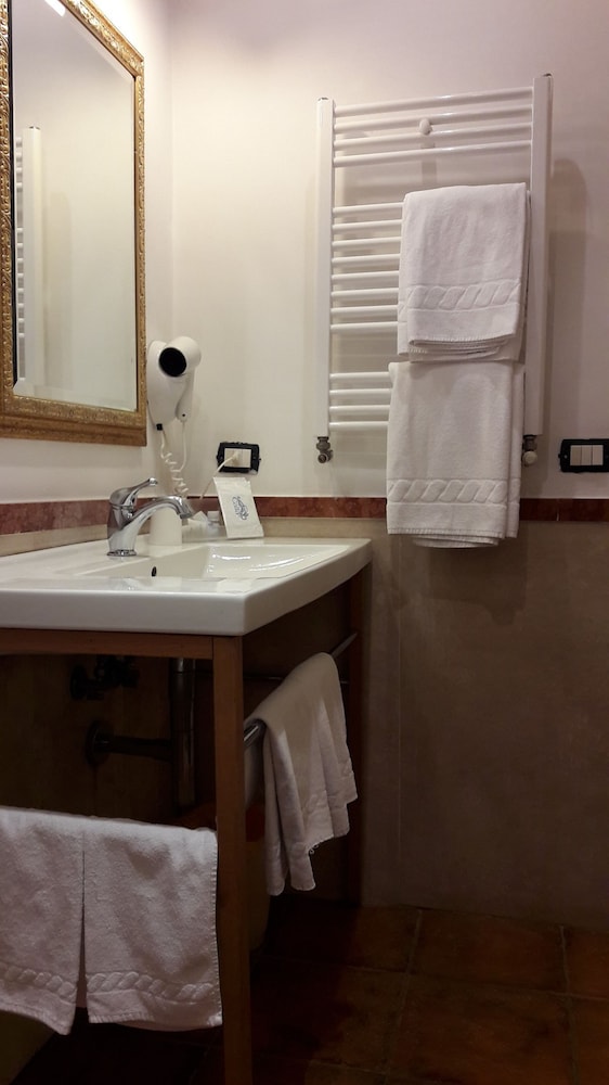 Hotel Quadrifoglio 21