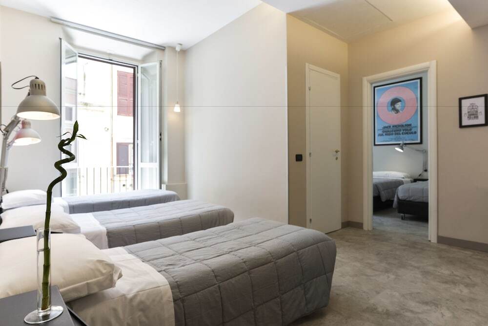 YellowSquare Roma 3