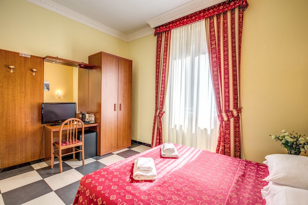 Hotel Centro Cavour 4