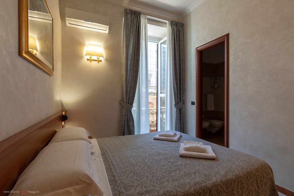 Hotel Centro Cavour 19
