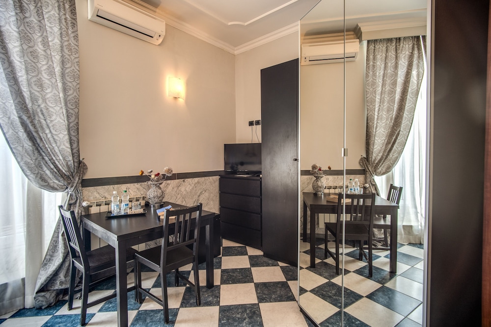 Hotel Centro Cavour 24