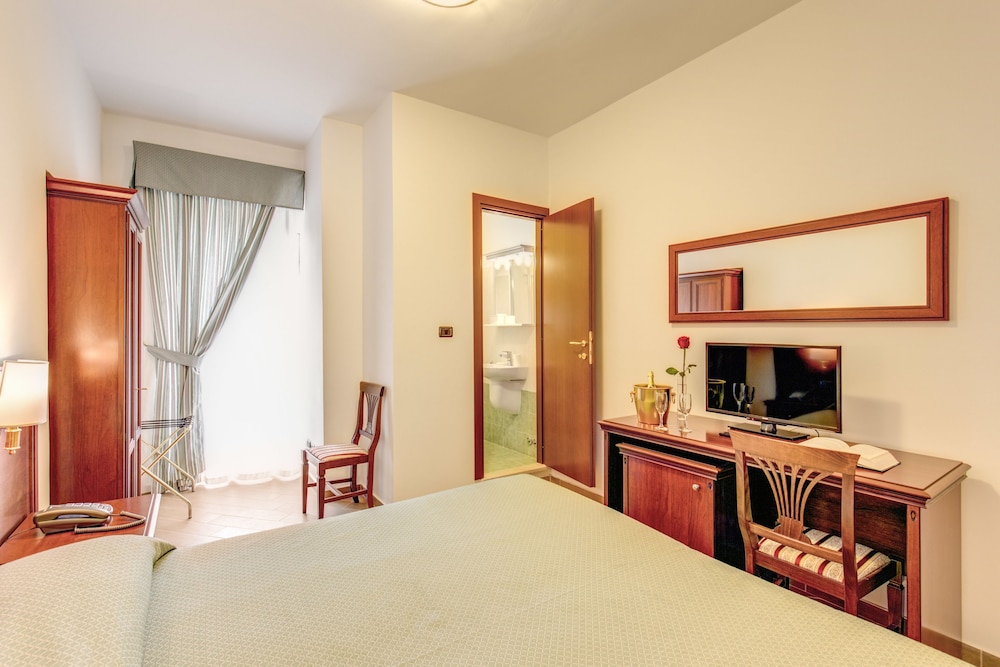Hotel Flavio Rome 13