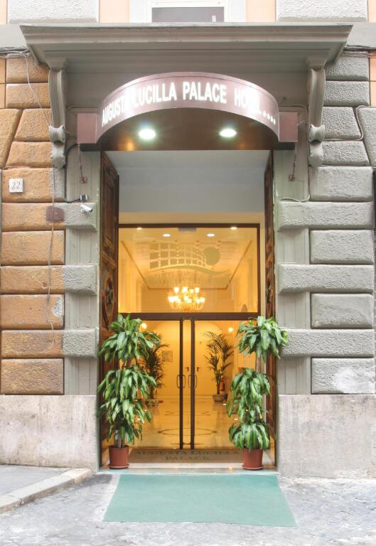 Augusta Lucilla Palace 1
