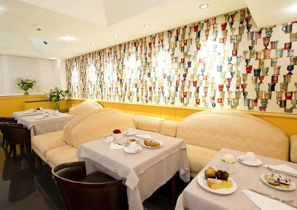 QC room Milano Porta Romana 17