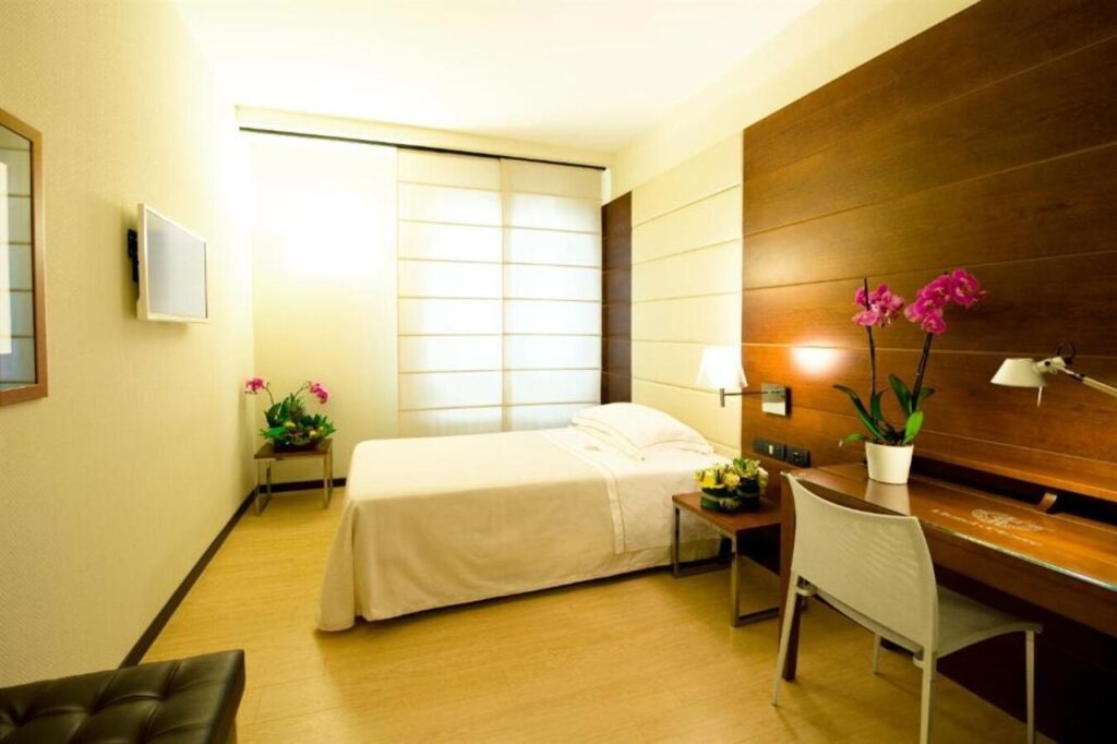 QC room Milano Porta Romana 3