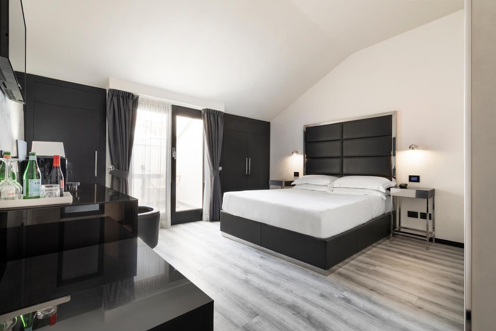 Hotel Napoleon Milano 11